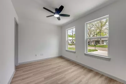 1509 Locust Street #B, Commerce, TX 75428 - Photo 7