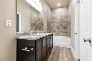 413 Henderson St, Bonham, TX 75418 - Photo 21