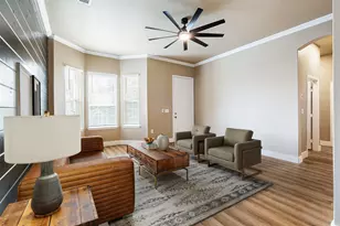 413 Henderson St, Bonham, TX 75418 - Photo 3