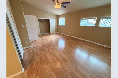 2051 Embassy Way, Carrollton, TX 75006 - Photo 13