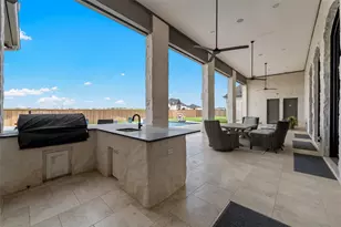 117 Iris St, Lorena, TX 76655 - Photo 37