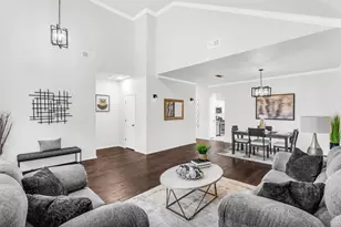 3829 Harrison Dr, Carrollton, TX 75010 - Photo 5