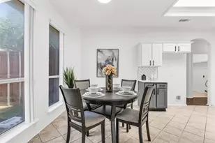 3829 Harrison Dr, Carrollton, TX 75010 - Photo 15