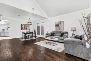 3829 Harrison Dr, Carrollton, TX 75010 - Photo 7