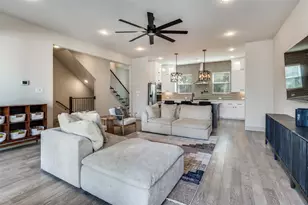 1434 Elevado Dr, Dallas, TX 75212 - Photo 5