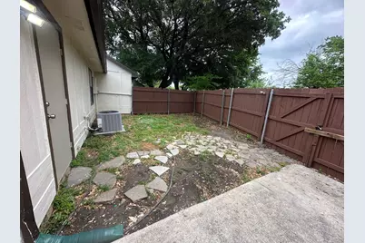 2414 Sunflower Drive, Arlington, TX 76014 - Photo 21