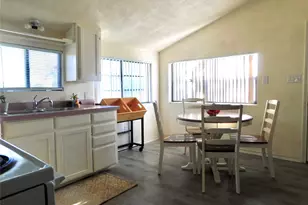 31 Rogers Cir, Krum, TX 76249 - Photo 7