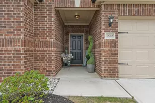 909 First St, Sanger, TX 76266 - Photo 25