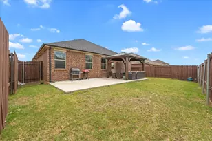 909 First St, Sanger, TX 76266 - Photo 23