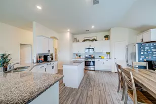 14440 Leadrope Cir, Fort Worth, TX 76052 - Photo 9