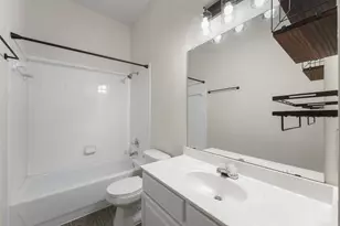 2124 Hickory Ridge Dr, Mesquite, TX 75181 - Photo 13