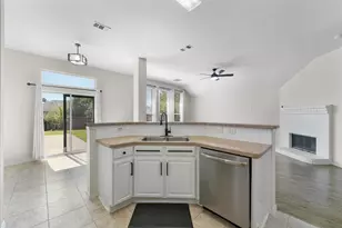 2124 Hickory Ridge Dr, Mesquite, TX 75181 - Photo 5