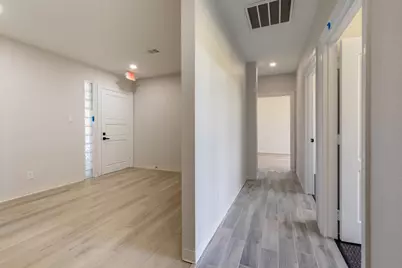 1307 W Abram Street #100, Arlington, TX 76013 - Photo 9