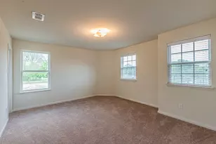 9849 Crocker Dr, Dallas, TX 75217 - Photo 17