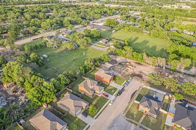 9849 Crocker Drive, Dallas, TX 75217 - Photo 23