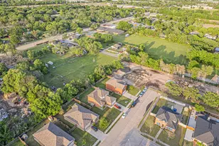 9849 Crocker Dr, Dallas, TX 75217 - Photo 23