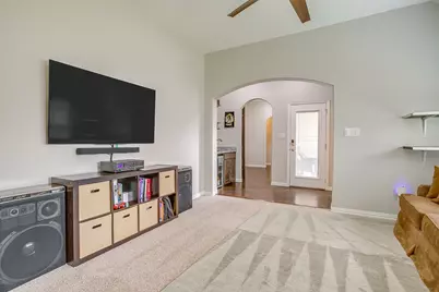 2721 Buffalo Run, Burleson, TX 76028 - Photo 17