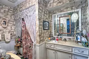 2307 Crystal Dr, Athens, TX 75751 - Photo 11