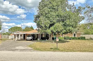 2307 Crystal Dr, Athens, TX 75751 - Photo 1