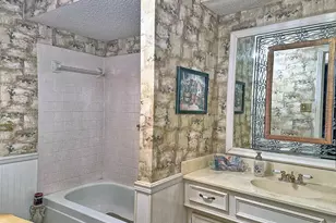 2307 Crystal Dr, Athens, TX 75751 - Photo 13