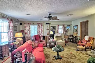 2307 Crystal Dr, Athens, TX 75751 - Photo 5