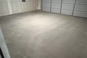 350 Azalea Trail, Granbury, TX 76048 - Photo 5