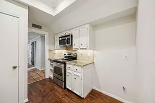 6742 E NW Hwy, Dallas, TX 75231 - Photo 11