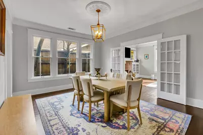 307 N Edgefield Avenue, Dallas, TX 75208 - Photo 9