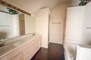 554 Valley View Dr, Lewisville, TX 75067 - Photo 17