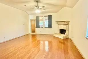 1821 Vintage Dr, Corinth, TX 76210 - Photo 17