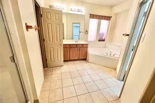 1821 Vintage Dr, Corinth, TX 76210 - Photo 23