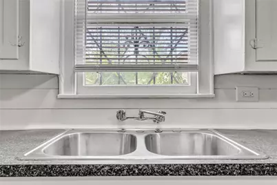 3500 N 21st Street, Waco, TX 76708 - Photo 13