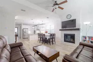 2340 Willow Garden Dr, Little Elm, TX 75068 - Photo 7