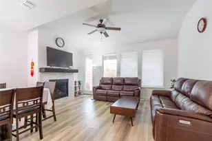 2340 Willow Garden Dr, Little Elm, TX 75068 - Photo 5