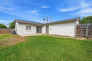 6656 Starnes Rd, Watauga, TX 76148 - Photo 33