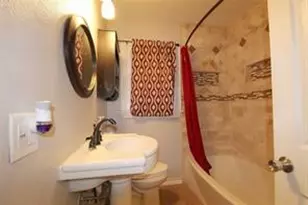 509 W Bullock St, Denison, TX 75020 - Photo 9