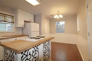 509 W Bullock St, Denison, TX 75020 - Photo 5