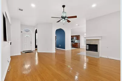 2522 Crosslands Drive, Garland, TX 75040 - Photo 9