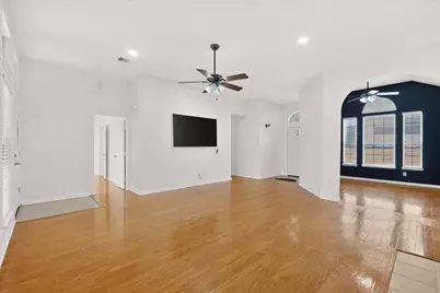 2522 Crosslands Drive, Garland, TX 75040 - Photo 11