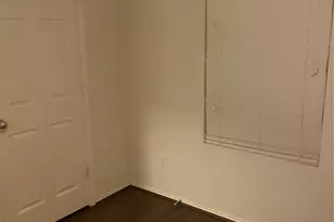 1721 Gayla Creek Dr, Little Elm, TX 75068 - Photo 7