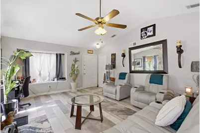 3919 Queens Court, Garland, TX 75043 - Photo 3