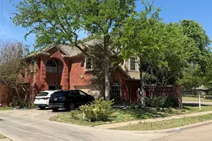 196 Cove Dr, Coppell, TX 75019 - Photo 1
