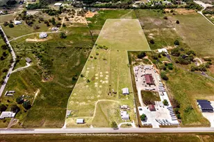 806 Dennis Rd, Weatherford, TX 76087 - Photo 3