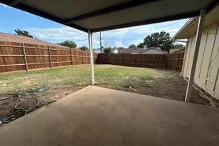 4122 W Rochelle Rd, Irving, TX 75062 - Photo 13