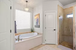 6300 Bellevue Ct, Granbury, TX 76049 - Photo 19