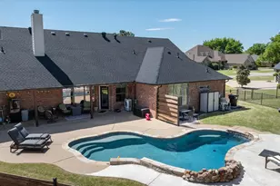 6300 Bellevue Ct, Granbury, TX 76049 - Photo 29