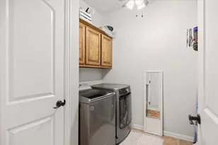 6300 Bellevue Ct, Granbury, TX 76049 - Photo 27