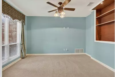 211 Milton Drive, Arlington, TX 76002 - Photo 7