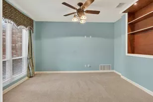 211 Milton Dr, Arlington, TX 76002 - Photo 7