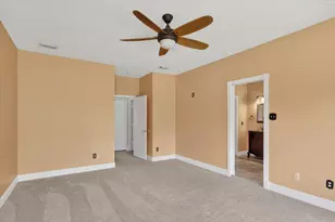 211 Milton Dr, Arlington, TX 76002 - Photo 17